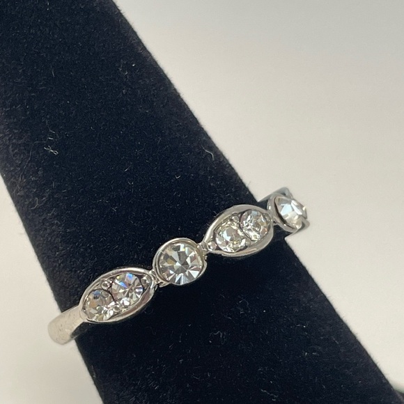 Cubic zirconia and silver tone thin band ring size 7.5 - Picture 3 of 6